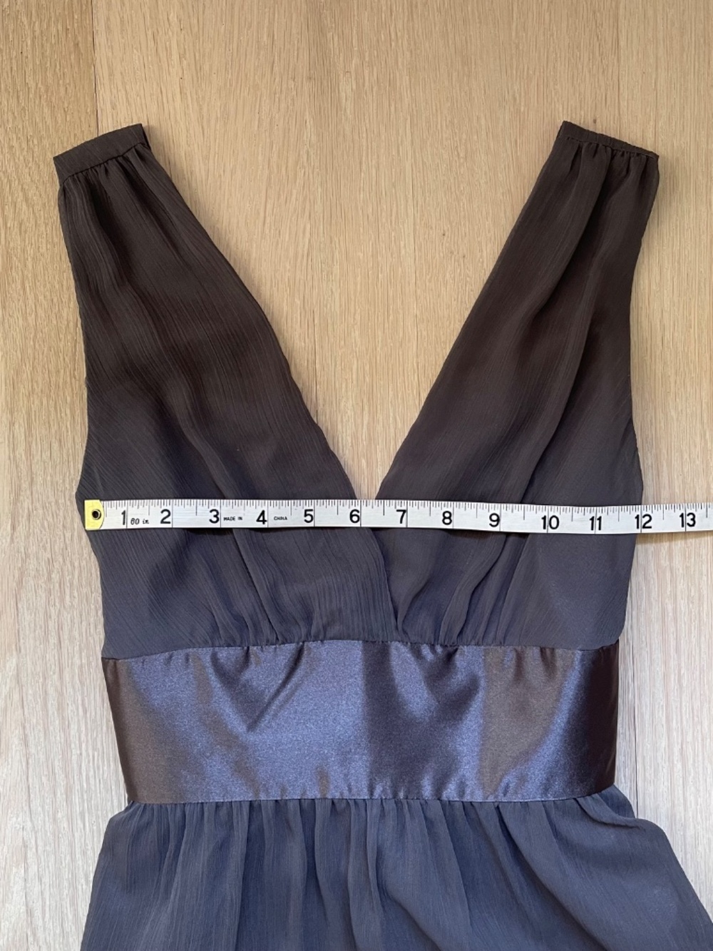 21 by Forever 21 Grey Chiffon V-Neck Cocktail Dress - Small (Fits like Junior S) - Picture 7 of 10